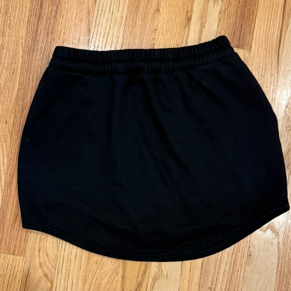 ALO Yoga Black Drawstring Skirt Medium - Picture 5 of 5